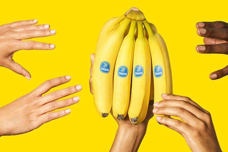 De Bananen Show: Leer hoe Chiquita met 3 cases show steelt met stickers op rol en bananen.
